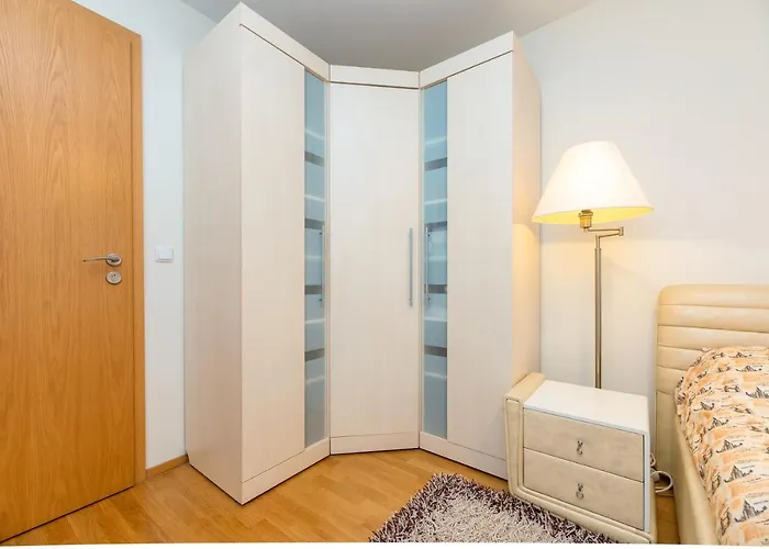 아파트 Elijos Apartamentai 팔랑가